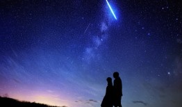 夜空奇缘，我与英仙座流星雨的浪漫邂逅