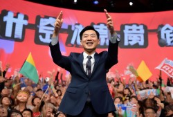 谢龙介大胜林俊宪，台最新民调背后的故事