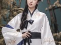 跨界碰撞，沈梦辰惊艳COS那英，从主持台到舞台的华丽变身