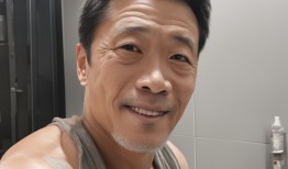 井柏然自曝‘中年男子’素颜照，岁月不饶人，但幽默依旧在线