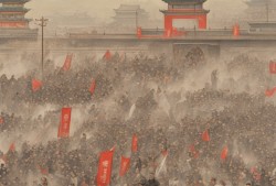 穿越千年的奔跑，秦始皇意外现身长春马拉松，历史与现代的奇妙交集