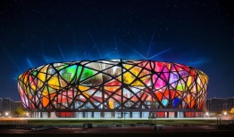 鸟巢不眠夜，从2023到2027，它的档期比你的还满！