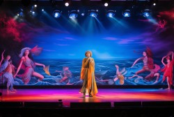 歌手，八仙过海，五洋捉鳖—看国际音乐新秀如何唱响舞台