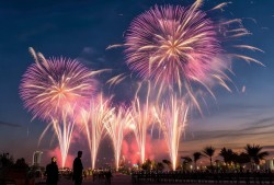 浏阳无人机烟花秀，马斯克也来点赞的空中芭蕾