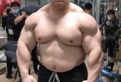 340斤壮汉逆袭成肌肉猛男！网友，当代许褚的逆袭之路太魔幻了