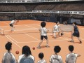 马龙一家四口观战CBA总决赛，从乒乓球场到篮球场，一家人的跨界之旅