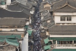 百余韦东奕同名账号被清空，一场误会引发的网络风波