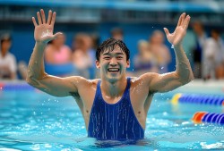 覃海洋笑对犯规，泳池里的‘自嘲大师’用幽默诠释竞技精神